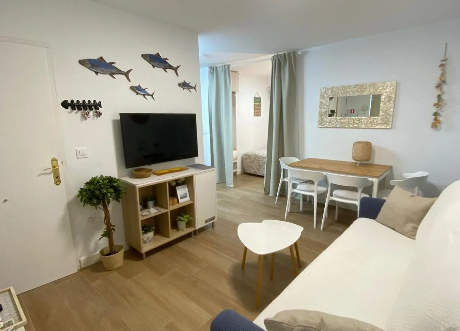 Apartment Apartamento Junto A La Playa. Solo Familias Y Parejas Conil De La Frontera Spain